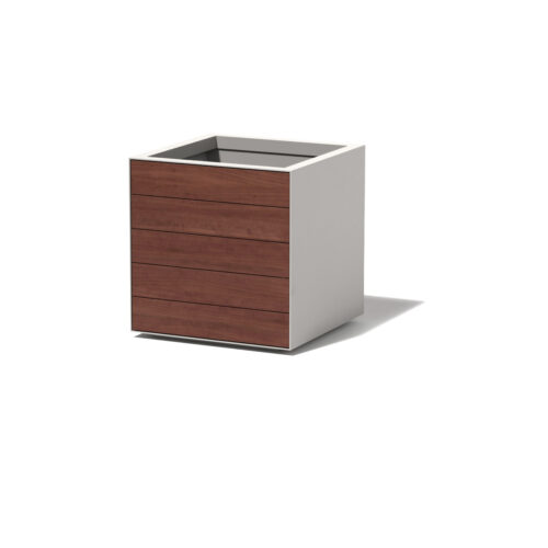 Facade Cladded On 2 Sides: Material: Aluminum, Thermally Modified Wood: Finish: Linen, Maple