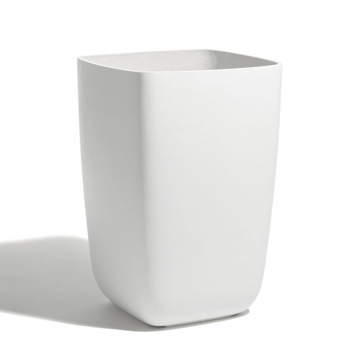 Samurai Planter (fiber Cement In Whitte)