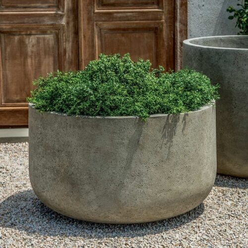Low Tribeca Planter (p 870) Cast Stone In Greystone Finish